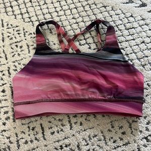 Lululemon sports bra